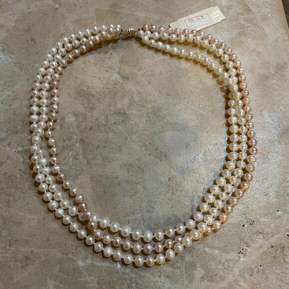 Women's 3 Stranded Cultured Pearl 18" Necklace w/ 10 kt Gold Clasp - Picture 2 of 2